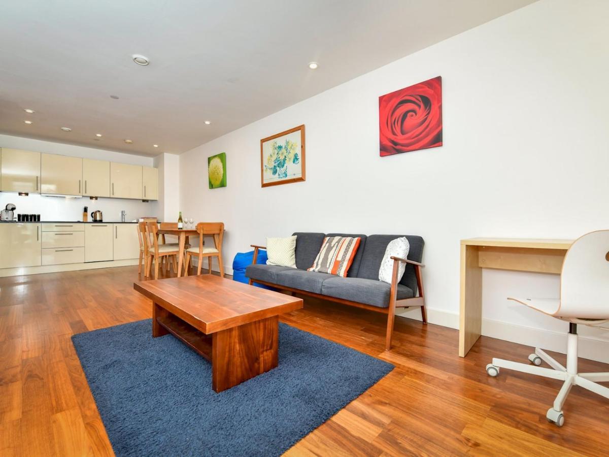 Pass The Keys Super Central Spacious 2 Bed Apartment With Parking Cardiff Exterior photo