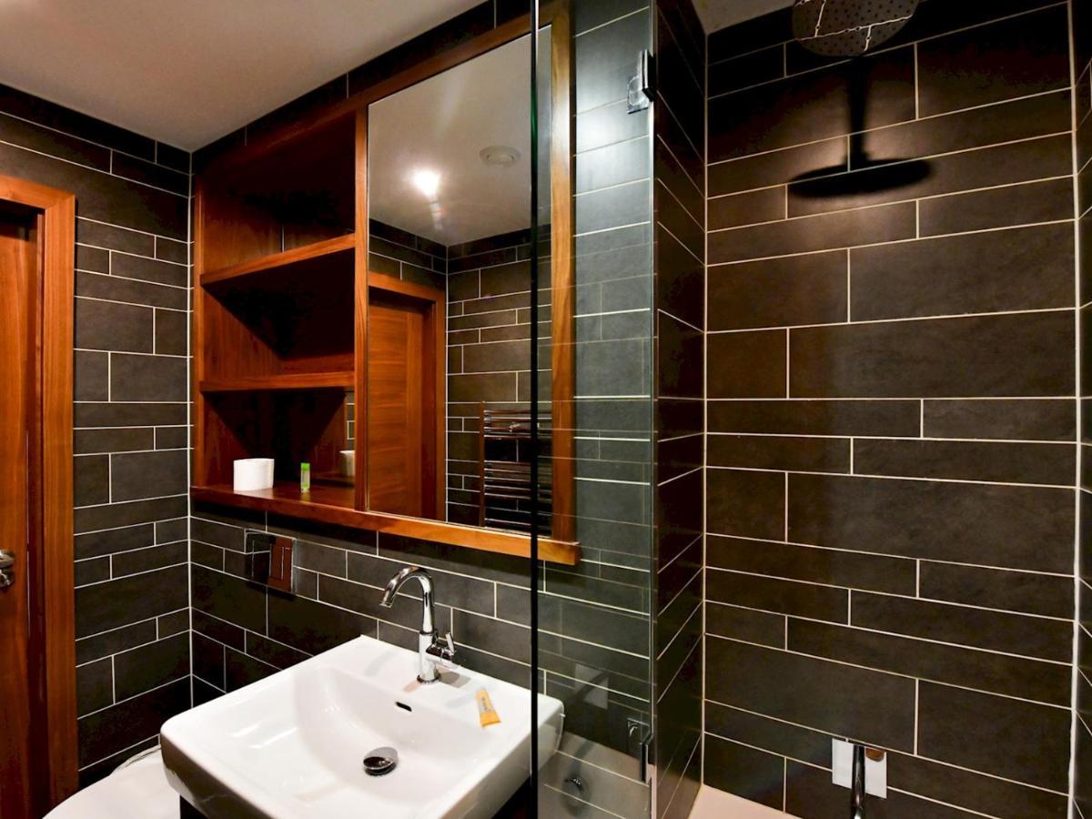 Pass The Keys Super Central Spacious 2 Bed Apartment With Parking Cardiff Exterior photo